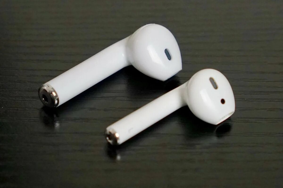 Поддержка airpods. Айрподс 1. Наушники Apple Earpods 1. Айрподс 2. Наушники Apple Earpods 2.