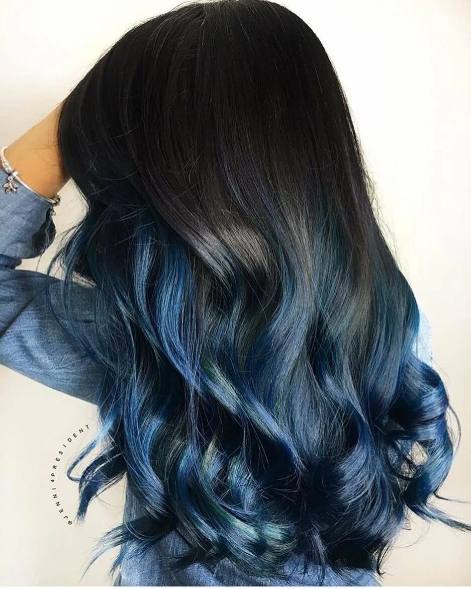 Закрасить черный волос. Синие волосы. Тёмный синий цвет волос. Синие волосы окрашивание на темные волосы. Голубой на темных волосах.