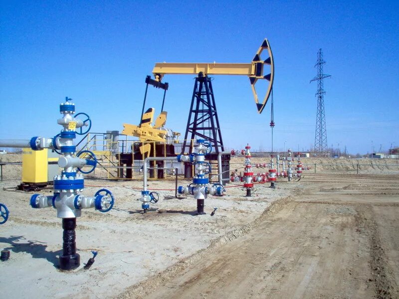 кустовая площадка скважин. 1 жагрина. кусты скважин сургутнефтегаз. кустовая площадка нефти нижневартовск. площадка скважины.