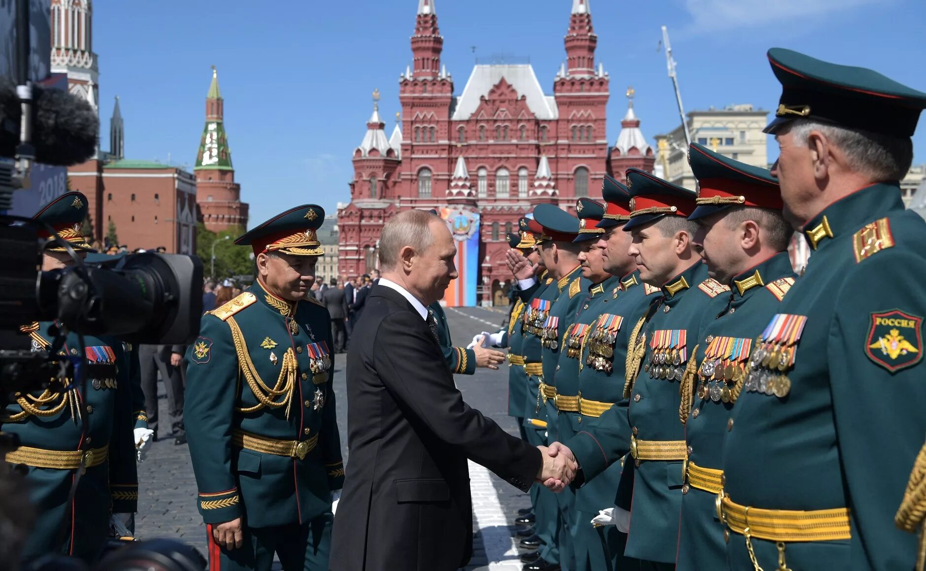 Шойгу на красной площади парад. Парад Победы. День Победы парад. Военный парад на красной площади. Victory day in russia