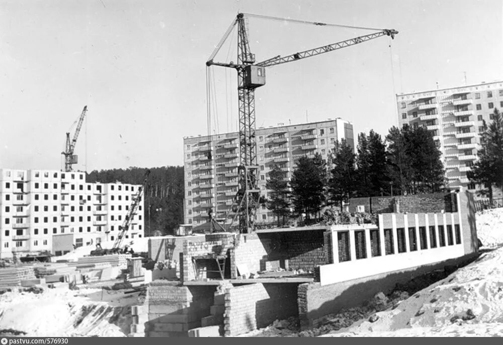 Златоуст строительство. Школа 36 златоуст. город златоуст школа 36. панельное домостроение в ссср. школы 1985 года строительства.