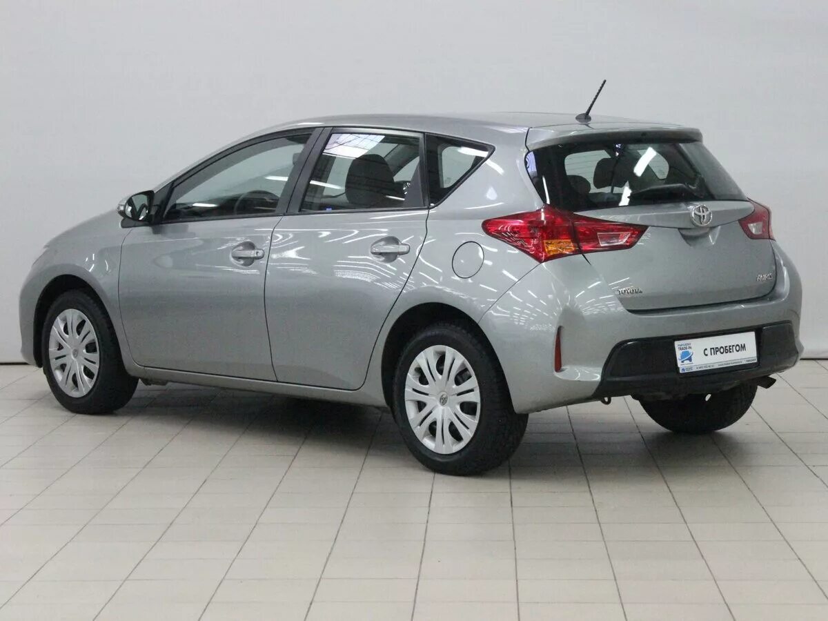 Toyota auris - 2 поколение 2015. Аурис 2 поколение. Тойота auris 2. Тойота аурис 2 универсал. Тойота аурис 2 поколение.