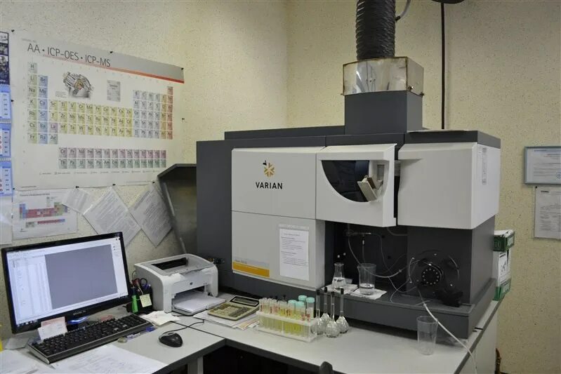 Optima 8300dv. Исп аэс. Исп атомный эмиссионный спектрометр avio 200. Perkin elmer optima 8300 спектрометр. Эмиссионный спектрометр 1970 года.