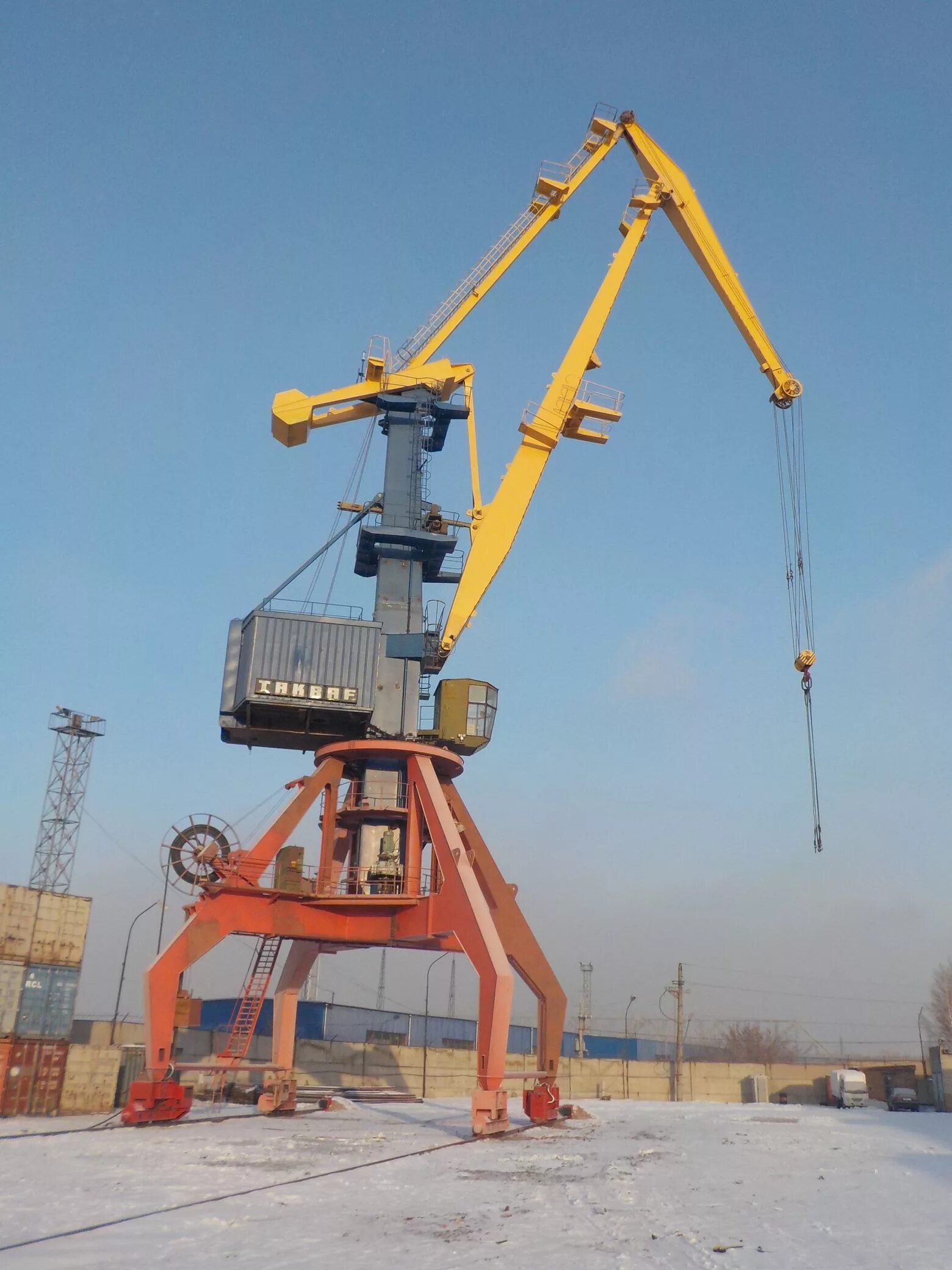 портальный кран атлант 40т. портальный кран «альбатрос» 3055. портальный кран альбатрос. кран кондор нмтп. портальный кран альбатрос 10/20.