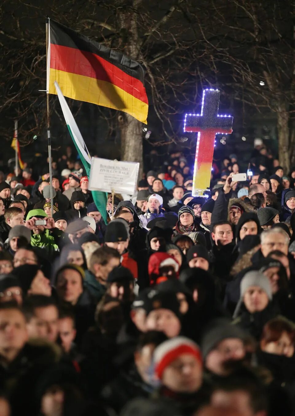 Чем грозит германию. Исламизация Германии. Исламизация Европы. Против исламизации Европы. Исламизация Европы и России.