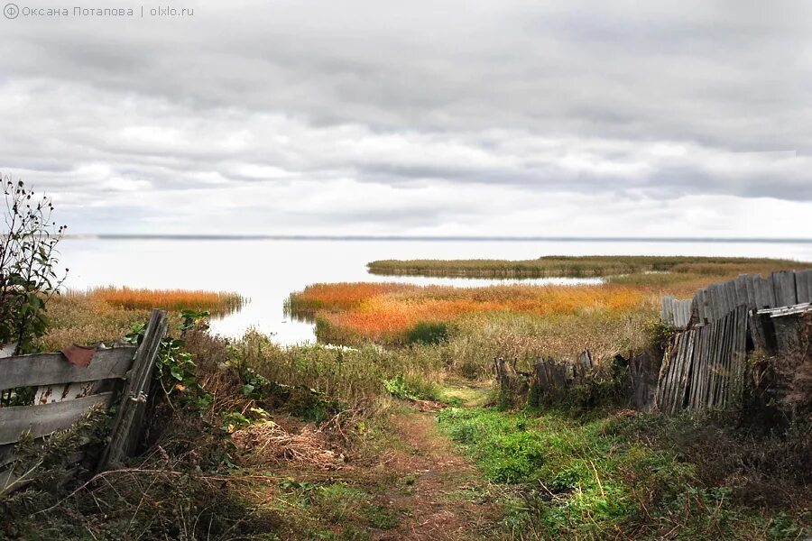 Поселок крутинка омская область. Церковь крутинский район омская область. Поселок крутинка омская область. Озеро ик омск. П.