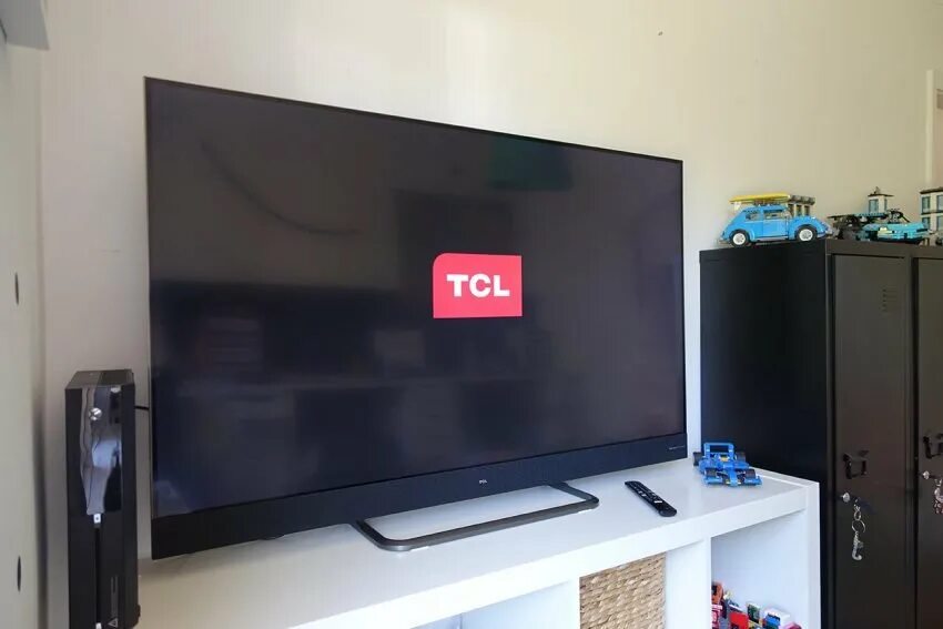 Телевизор tcl 65 qled. TCL QLED 75c728. TCL 65c735. Пульт TCL 55 QLED.