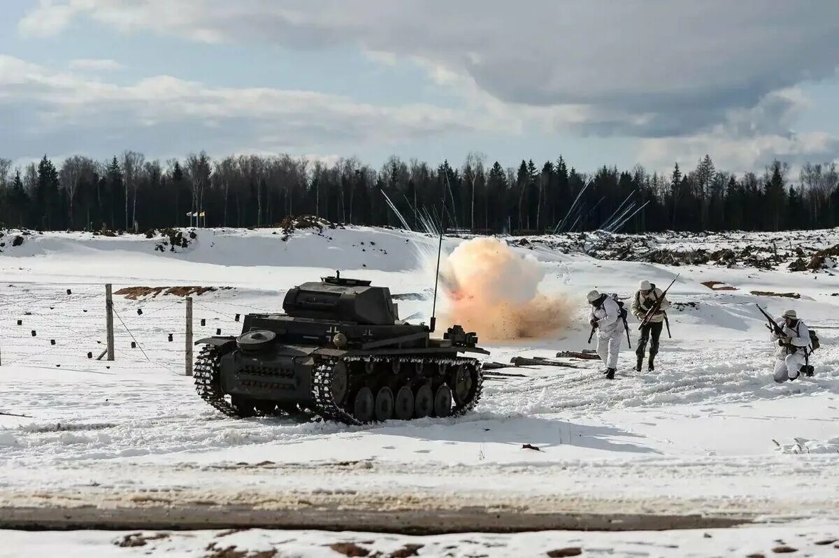 Макет красной площади в алабино. Погода алабино. Погода в алабино. Репетиция парада в алабино. Алабино 2021.