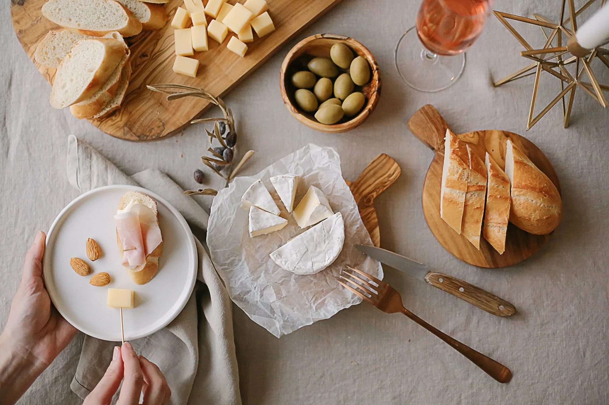 Идеи для еды. Завтрак Эстетика. Сервировка стола flatlay. Сервировка стола Эстетика. Деревенские сладости