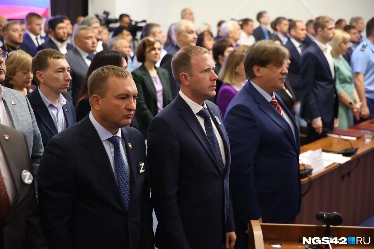 кемеровский депутат. депутаты кемерово. депутат кемерово заводский район. дмитрий анисимов кемерово. глава города кемерово анисимов.