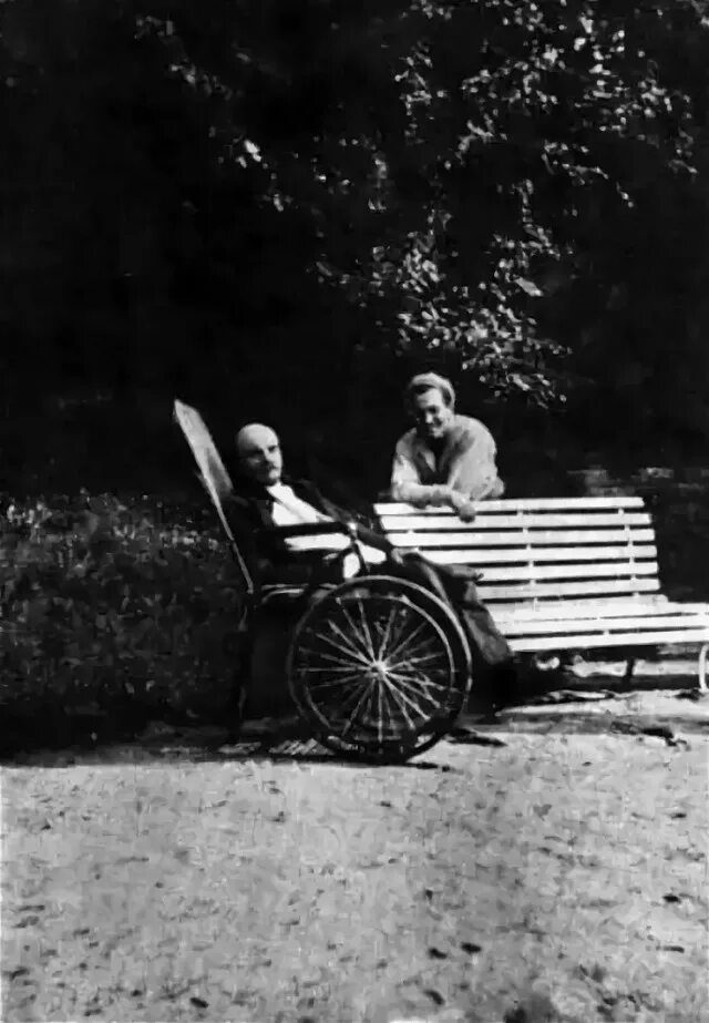 Файл:Lenin-last-photo.jpg - Вікіпедыя