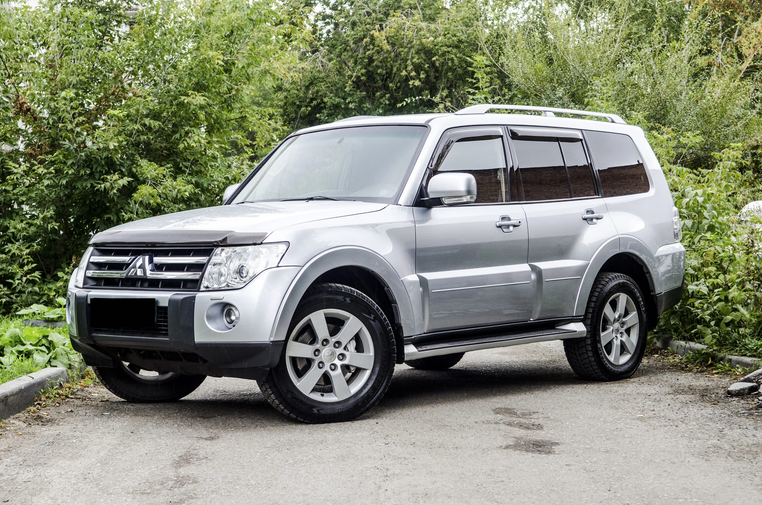 Купить мицубиси паджеро в спб. Mitsubishi Pajero 2008. Мицубиси Паджеро 2008. Мицубиси Pajero 2008. Mitsubishi Pajero 2023.