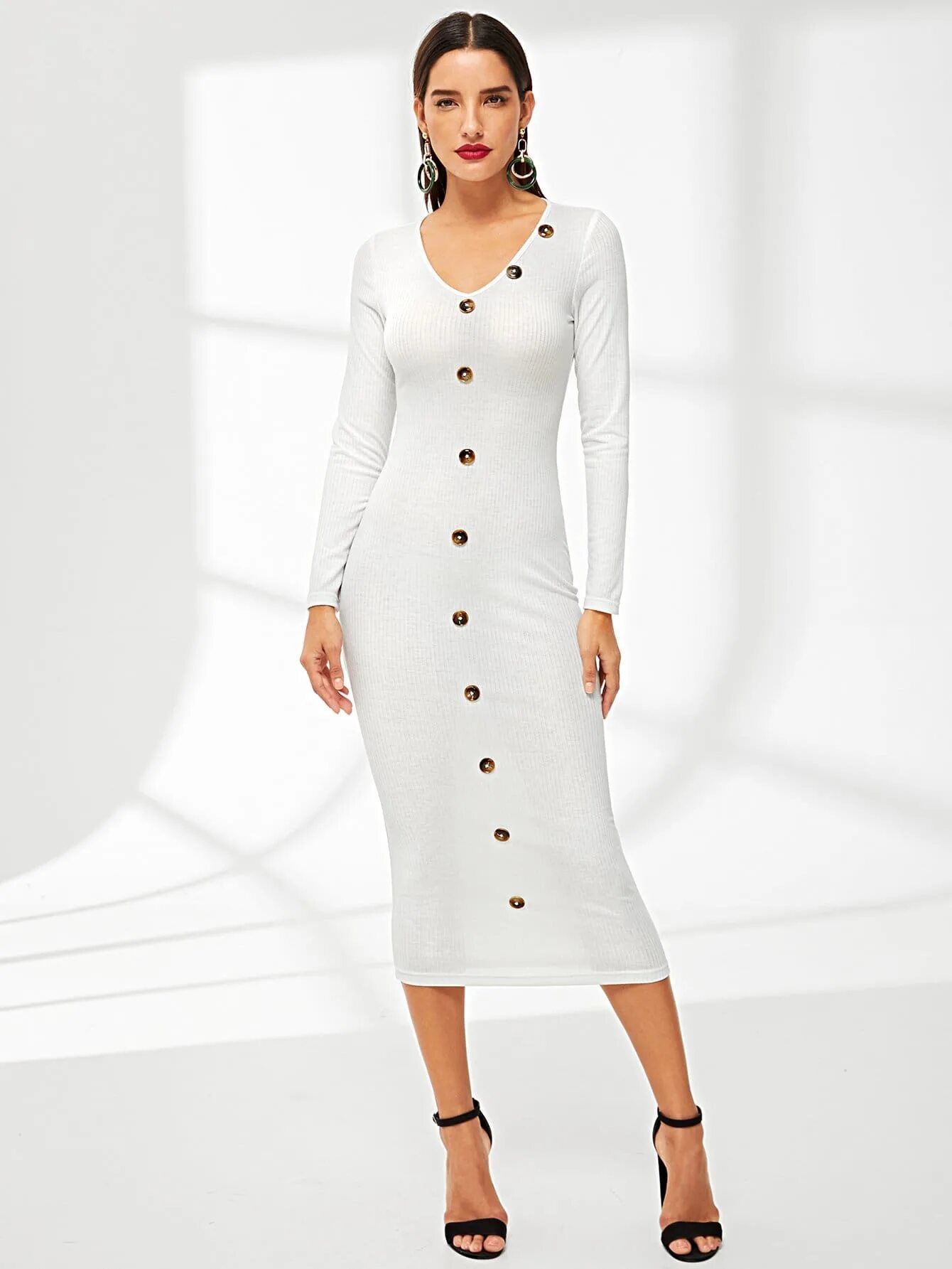 Платья длинное на пуговицах. Платье на пуговицах. белое платье на пуговицах. платье на пуговицах облегающее. платье на пуговицах спереди.