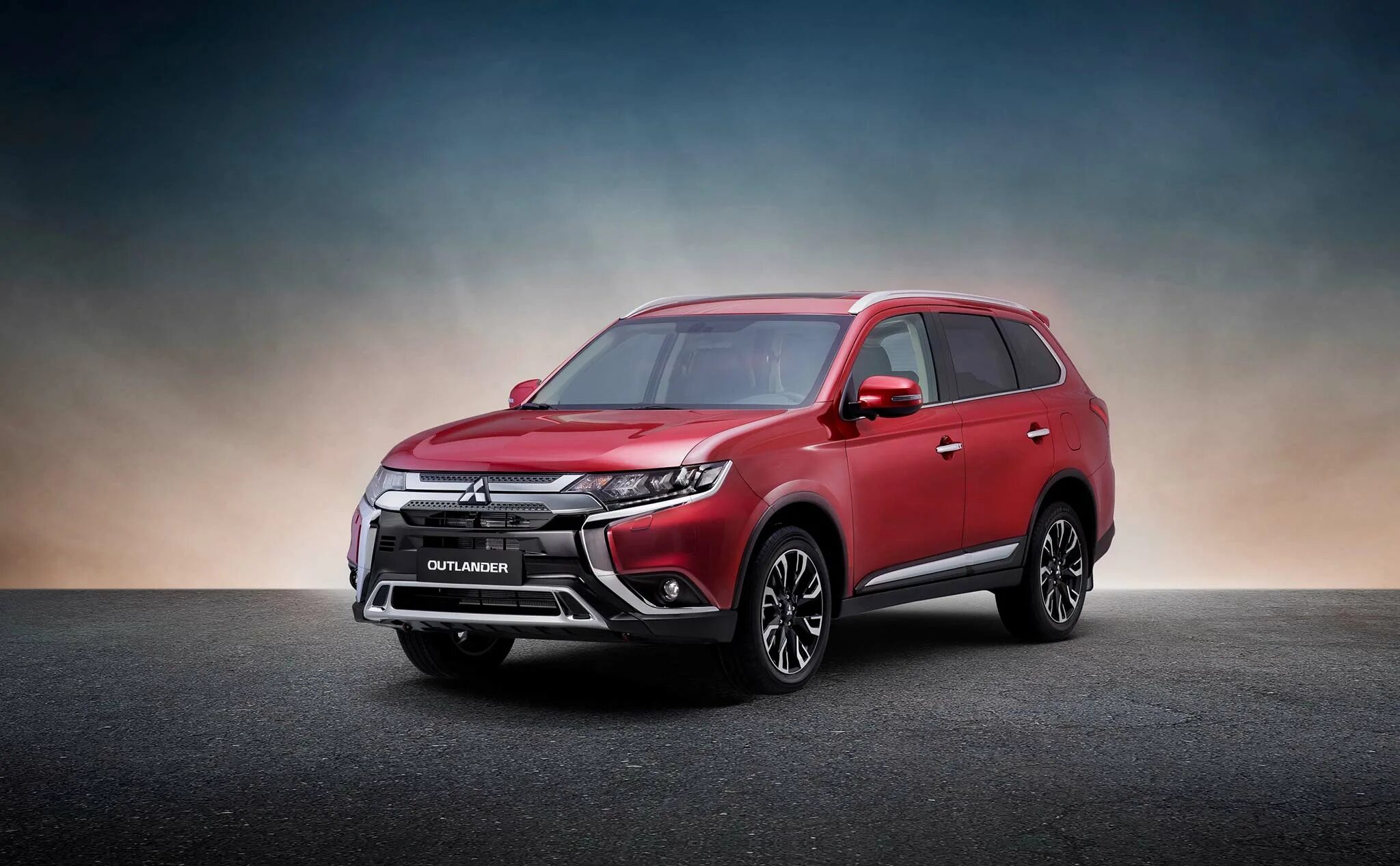 Mitsubishi стоимость. Мицубиси Аутлендер 2020. Митсубиси Аутлендер 2021. Новый Митсубиши Аутлендер. Mitsubishi Outlander 2023.