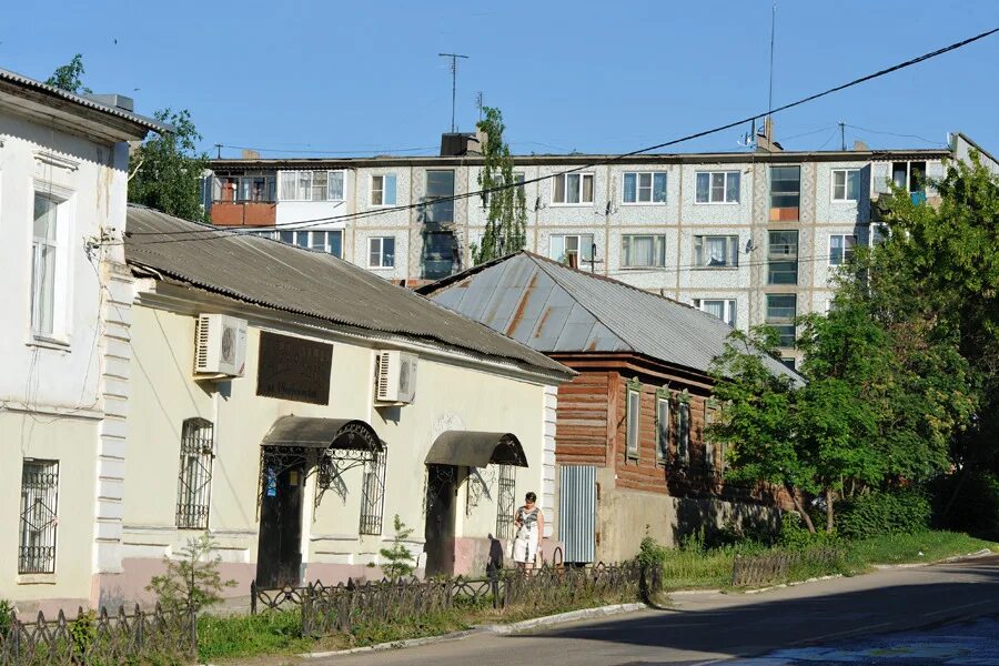Улочка в веневе. Старый город венев. Венев революционная 16. Улочка в веневе. Город венев.