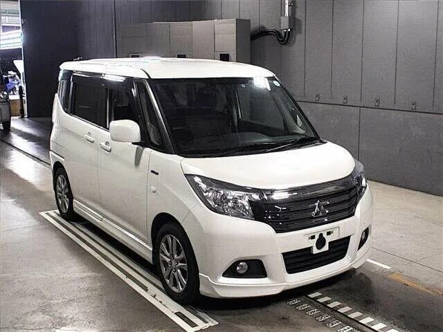 Мицубиси Делика д2. Мицубиси Делика d2. Мицубиси Делика 2. Mitsubishi Delica d:2 II.