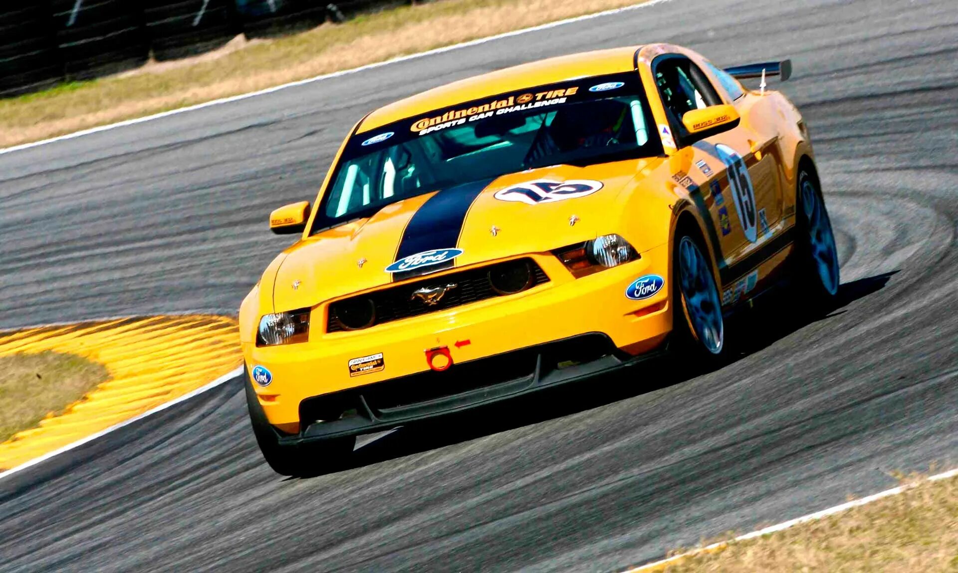 Ford mustang drive2. Rtr mustang formula drift. Гонка про мустанга. Форд мустанг игра. Мустанг для гонок.