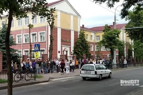 Очередь на брест