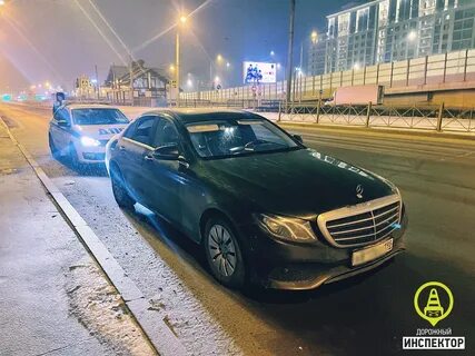 Автомобили в приморском районе