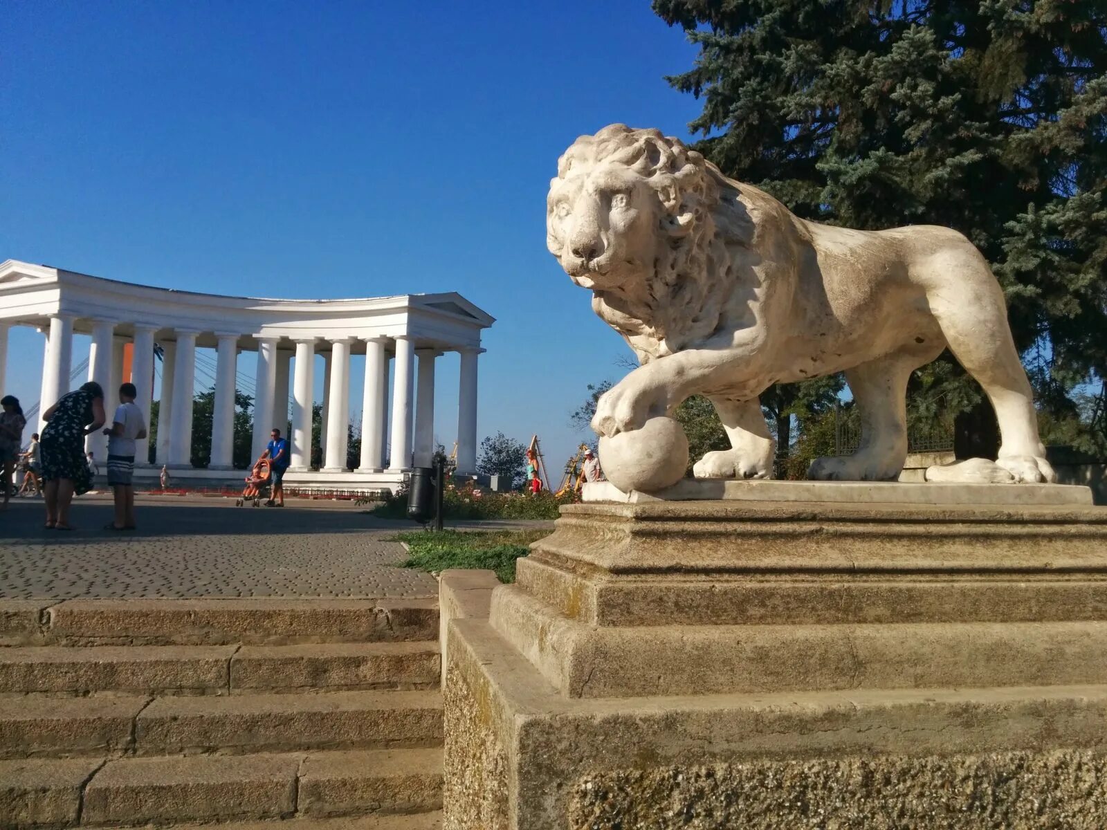 Одесса колоннада. Воронцовский дворец (Одесса). Украина Одесса достопримечательности. Одесса Лев.