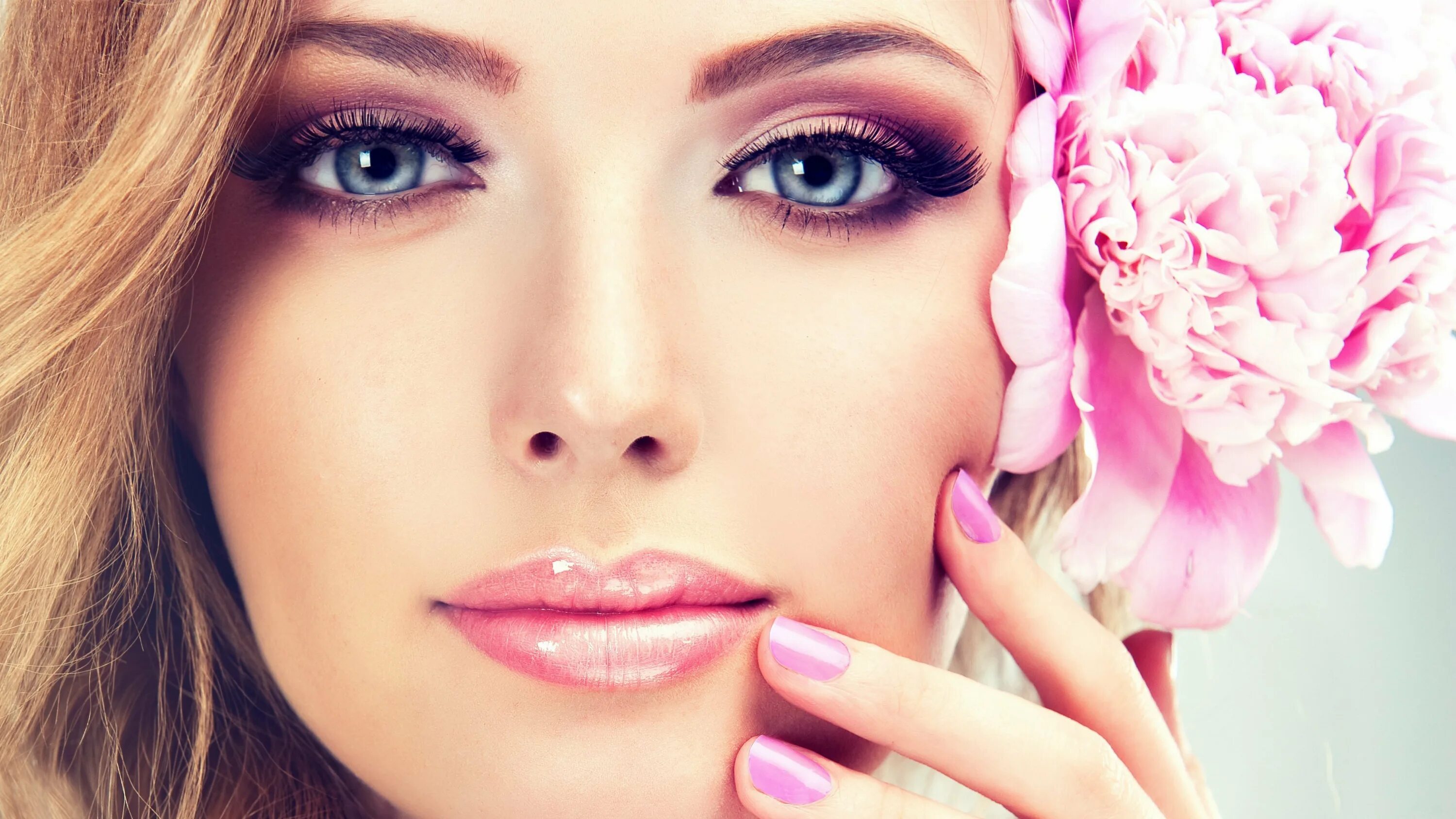 Like to make up