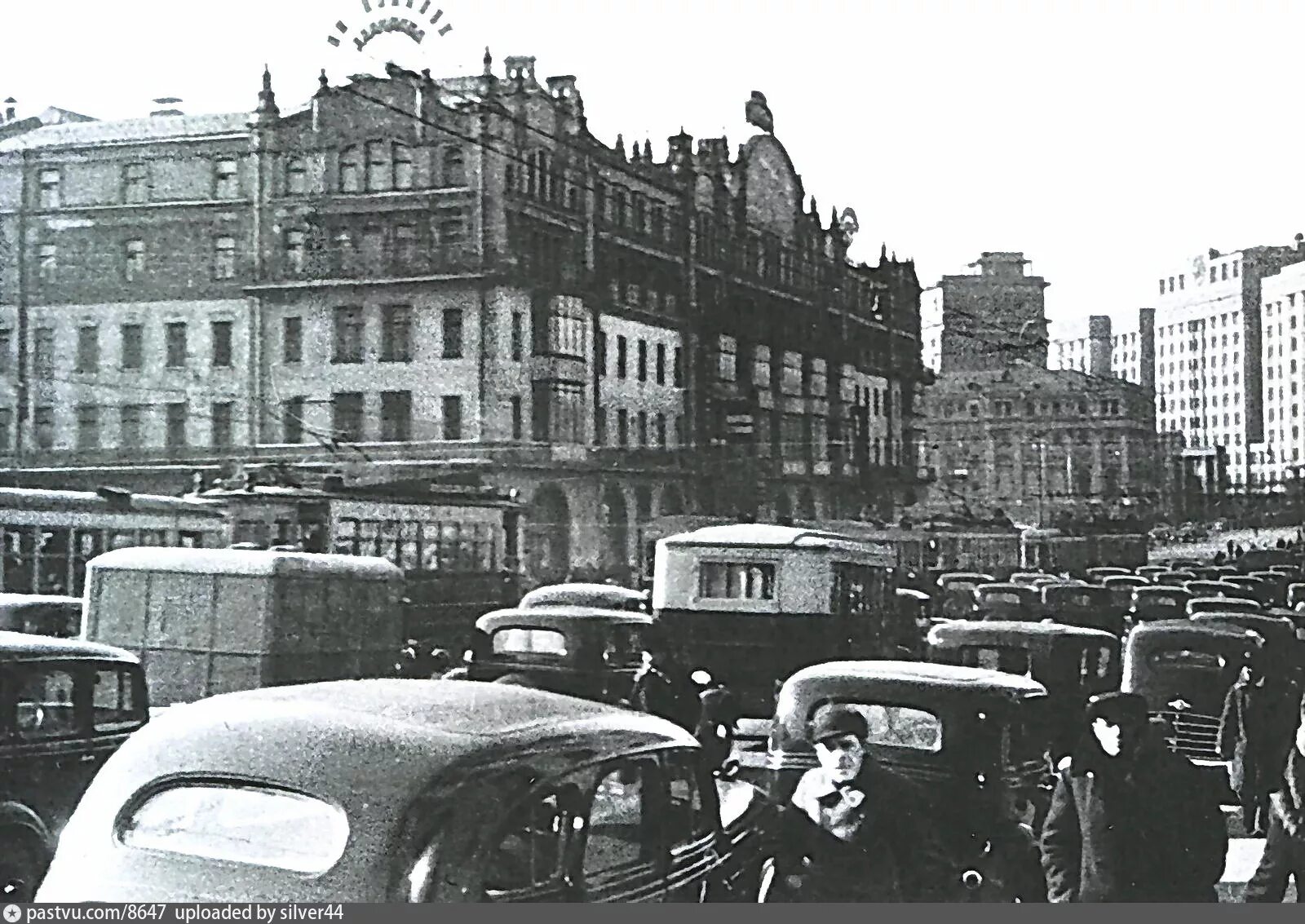 Улица Горького Москва в 1931. Москва улица Горького 1939 год. Ленинградский проспект 1930г. Москва 1940-е.