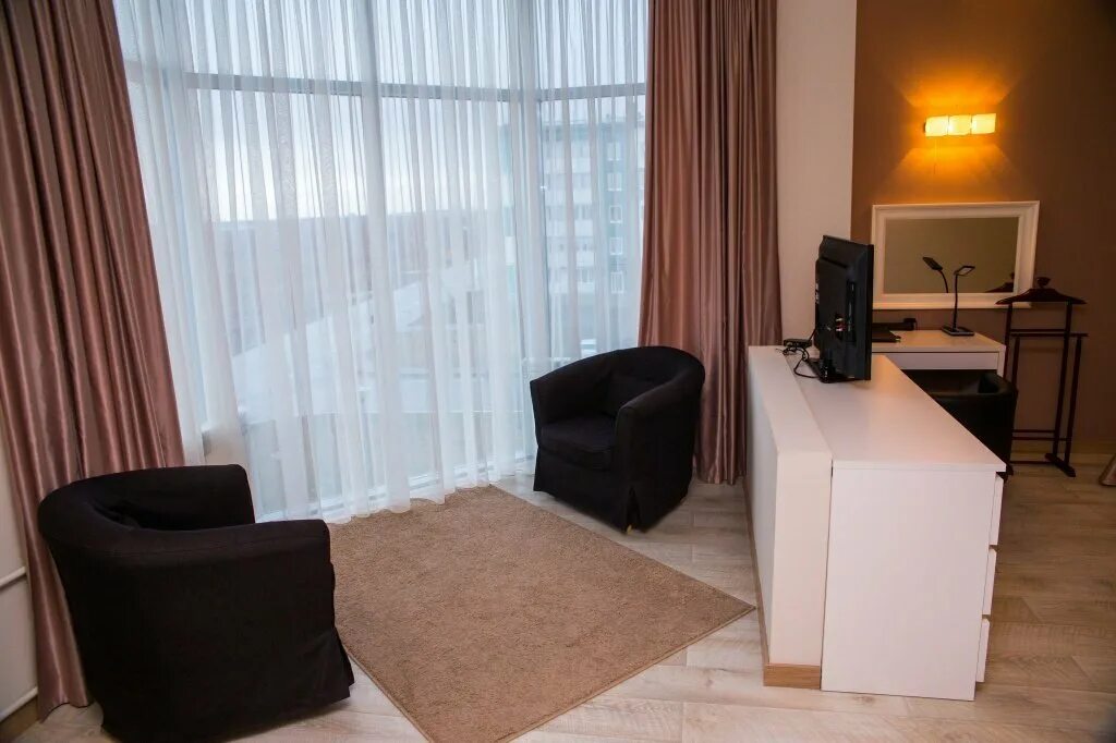 Кристалл зал котельниково. Кристалл котельниково. Котельниково отель кристалл. Гостиница кристалл котельниково. Гостиница кристалл котельниково.