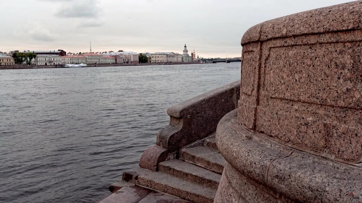 Берег невы питер. Гранитная набережная санкт-петербург. Берег невы в питере. Берег невы питер. Берег невы питер.