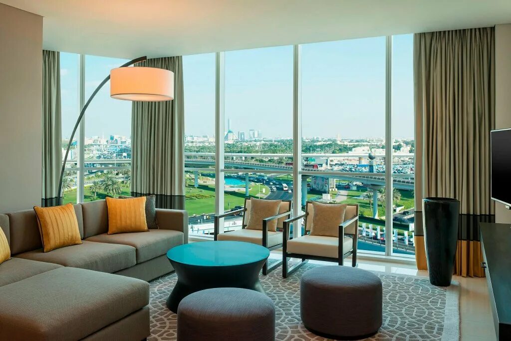 Sheraton Grand Hotel 5*. Отель Шератон Дубай. Гранд отель Дубай. Sheraton Grand Hotel Dubai Sheikh Zayed Road, Dubai. Аренда жилья в дубае