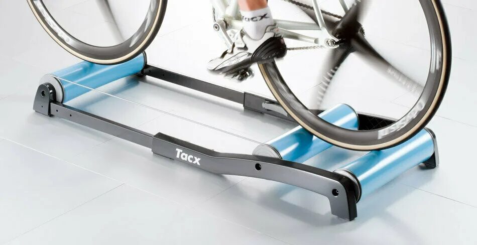 Станок для велосипеда tacx. Велотренажер tacx flow t1901. Велотренажер ролики. Велостанок garmin. Велостанок in'ride 100 van rysel х decathlon.