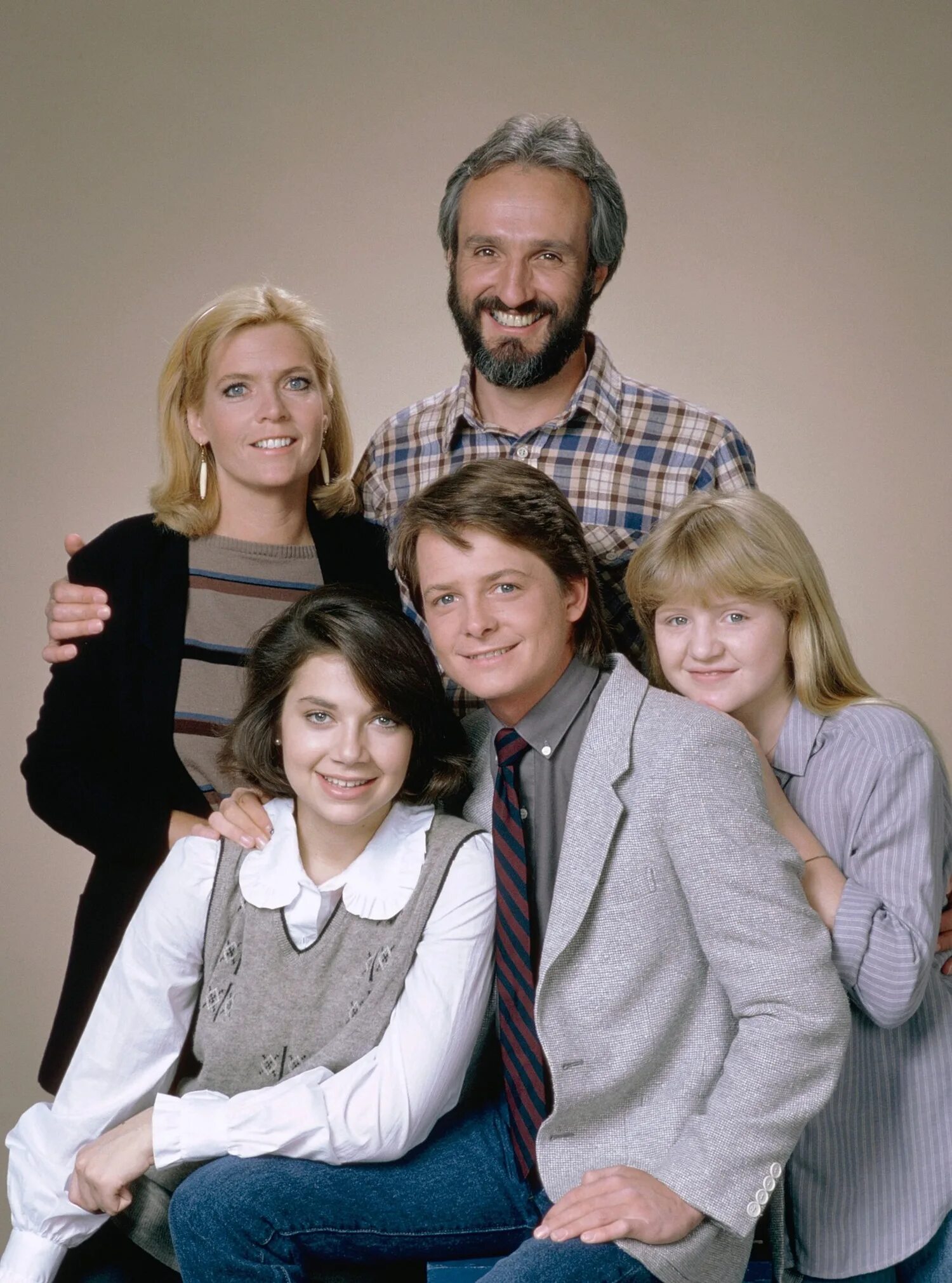 Семейные узы где. Семейные узы Family Ties.