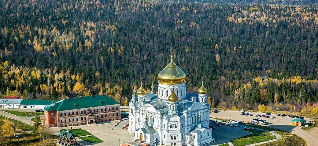 Белогорский монастырь пермский зима. Белая гора пермский край монастырь. Белогорский монастырь кунгур. Белая гора пермский край монастырь. Уральский афон белогорский монастырь.