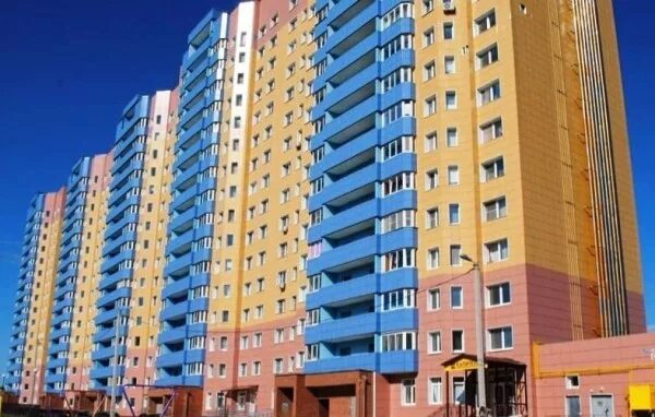 Строящийся многоэтажный дом. Смоленск застройка. Строящиеся дома смоленск. Смоленск, улица нахимова, 40г. Алтуховка смоленск.
