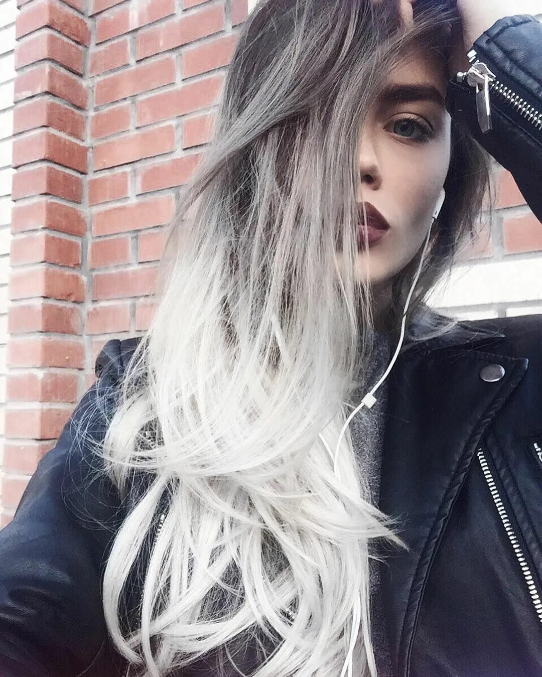 Amelia_green. Фотографии наполовину серое. Природа черно белая и цветная. Серые фото. Пепельно графитовый цвет.