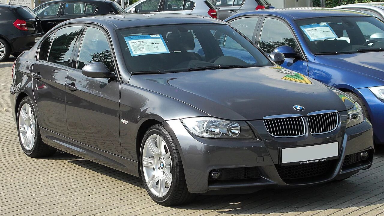 Bmw 3 e90 2005. Bmw 320 e90. Bmw 3 e90 2008. Бмв е90 330i. Bmw 3 320i 2005.