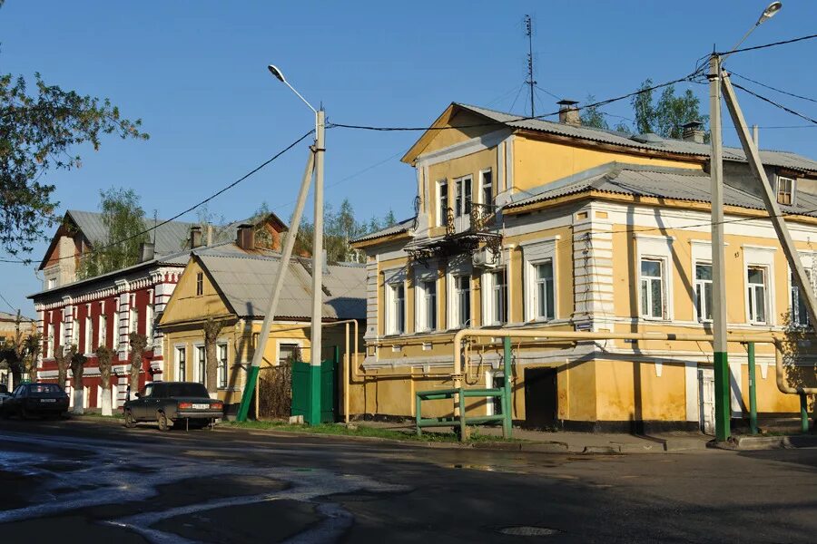 Жилье в мичуринске. Мичуринск ул Революционная. Архитектура города Мичуринска. Дом купца Полянского г Мичуринск. Мичуринск улица Тамбовская.