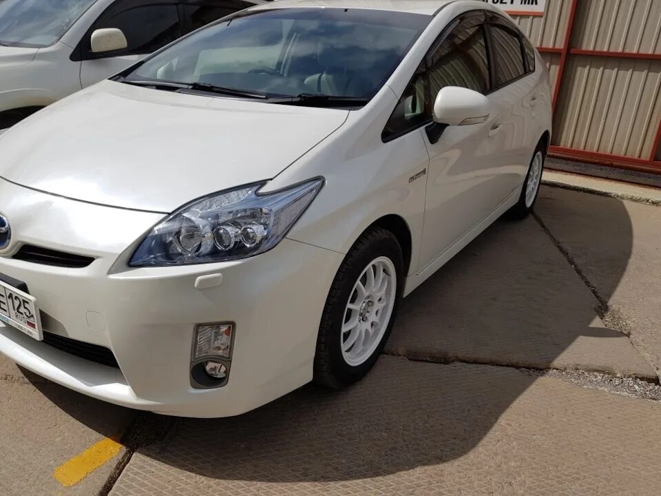 Тойота Приус 30. Toyota Prius 30 кузов. Toyota Prius 30 body. Тойота Приус 1.8. Купить приус в хабаровске