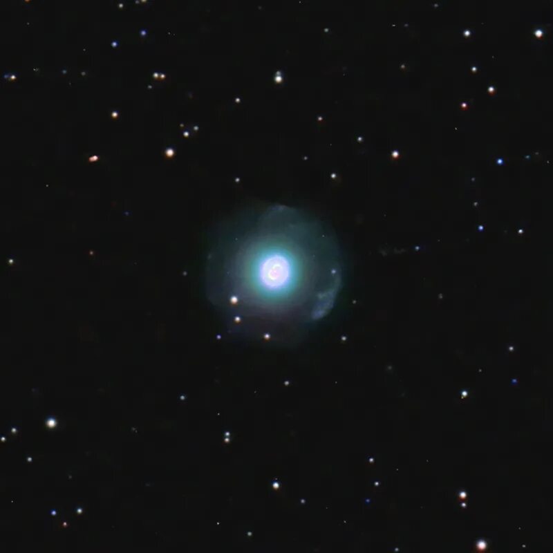 Звезды гибнут. Планетарная туманность NGC 7662. NGC 7662 В телескоп. Планетарная туманность голубой снежок. NGC 7662 голубой снежок.