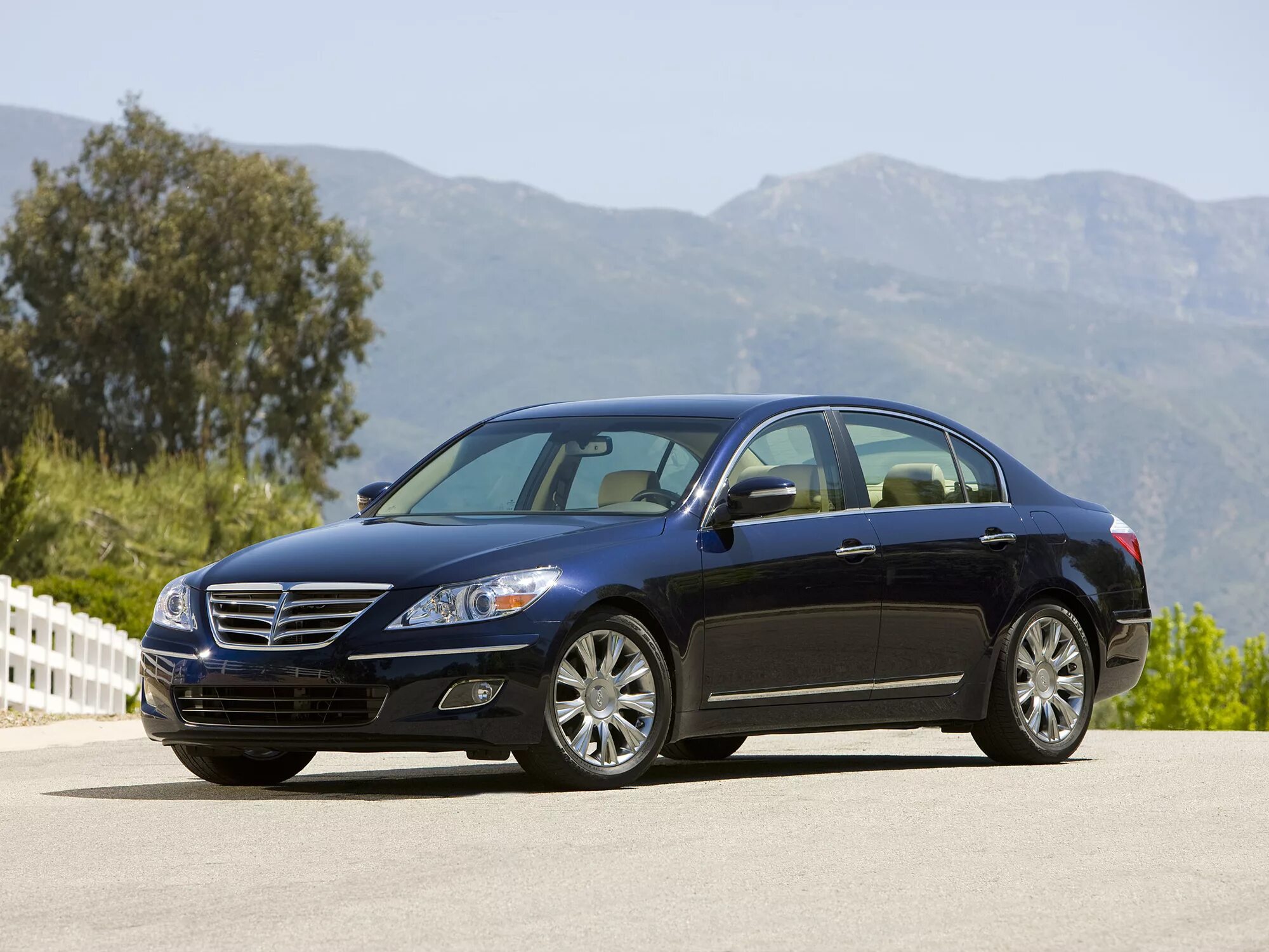 1 генезис. хендай генезис седан. Hyundai genesis 2008-2013. хендай генезис 1. 5серый матовый.