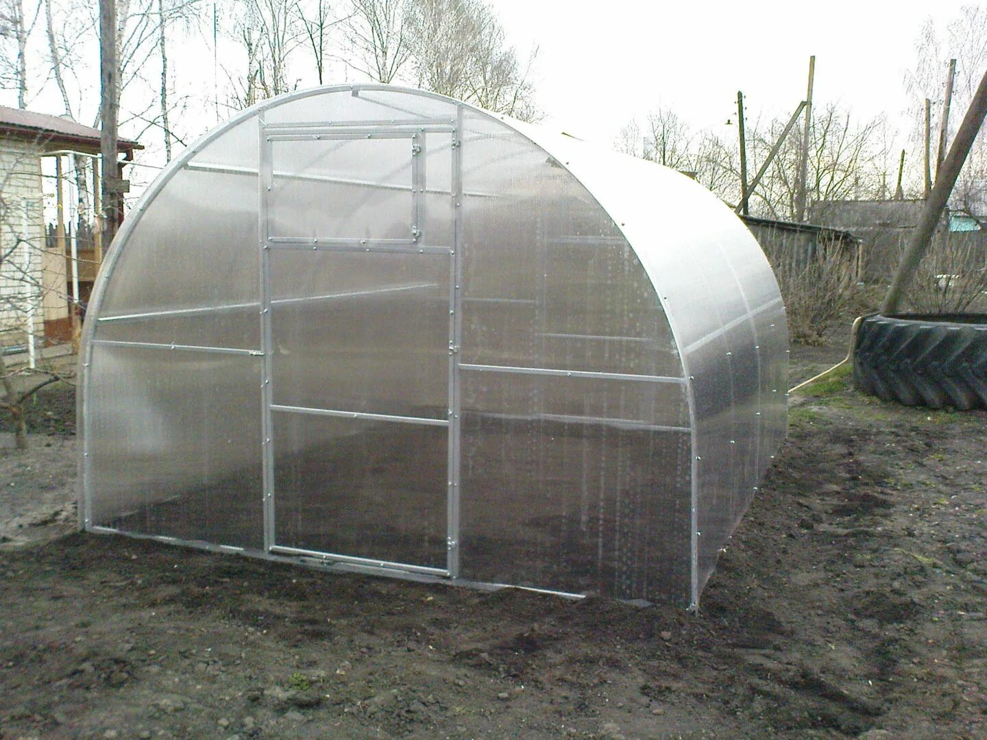 сотовый поликарбонат polygal 10 мм. поликарбонат цветной в рулонах. монолитный поликарбонат 4мм (1250*2050). сотовый поликарбонат 8мм,2100*6000 - синий. поликарбонат ultramarin (2100*6000*4мм) цветной(бирюза).