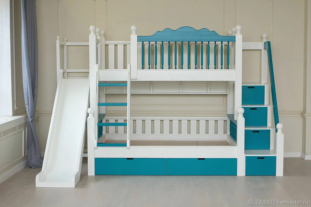 Купить кровать лестница. Двухэтажная кровать для детей с горкой. Детские кровати с лестницей. Детская двухъярусная кровать с горкой. Детская кровать с лесенкой.