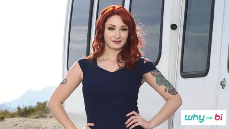 Violet monroe 2020. Violet monroe шпагат. Violet monroe 2020. Violet monroe платье. Violet monroe в полный рост.