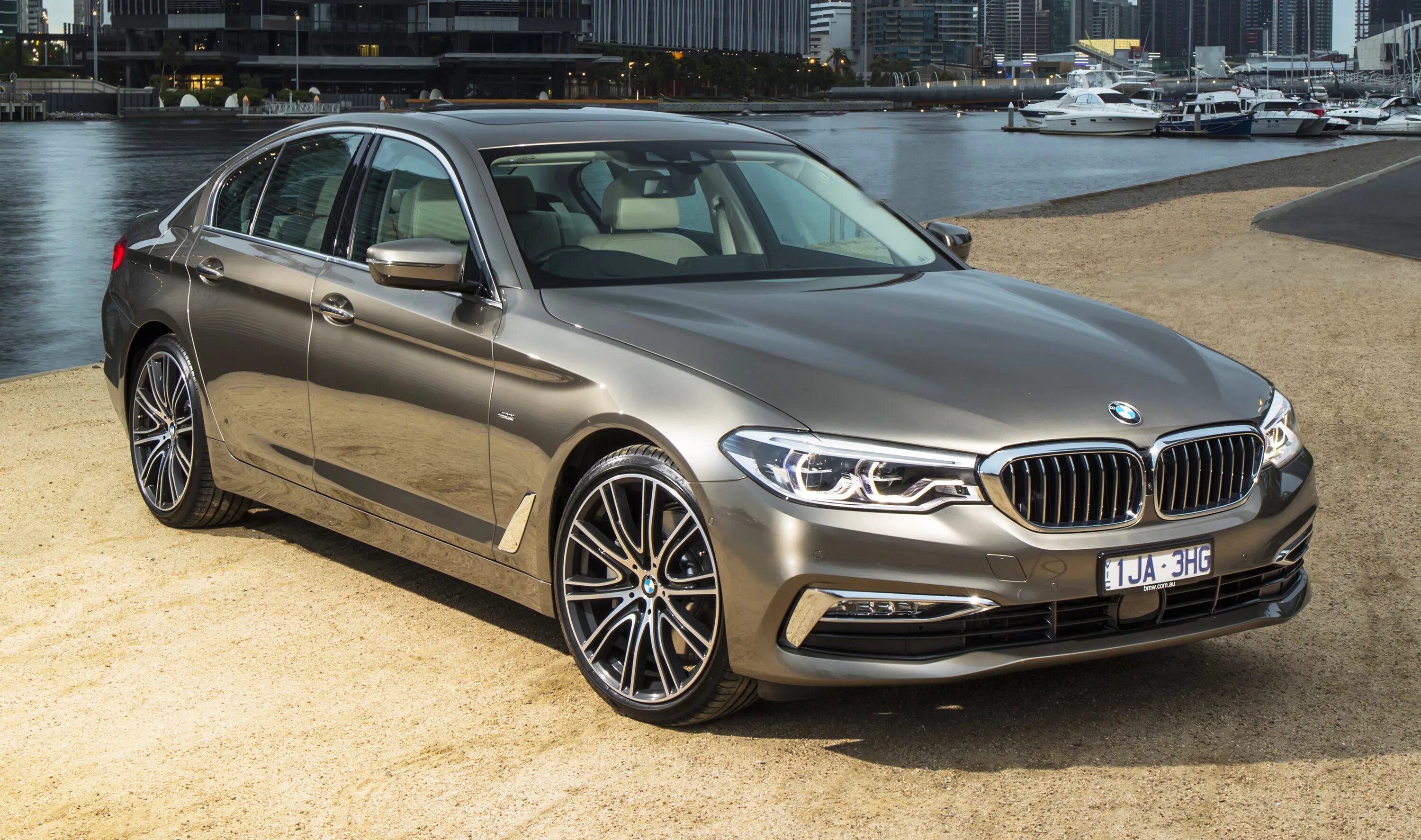 BMW 5 2017. BMW 5 Series 2017. БМВ 530d 2017. БМВ 5 серии 2017
