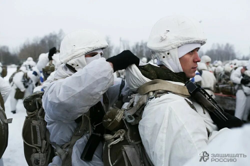 Десантники зимой. Арктический спецназ ссо. Ссо рф десантирование. Ссо в арктике. Десантники зимой.