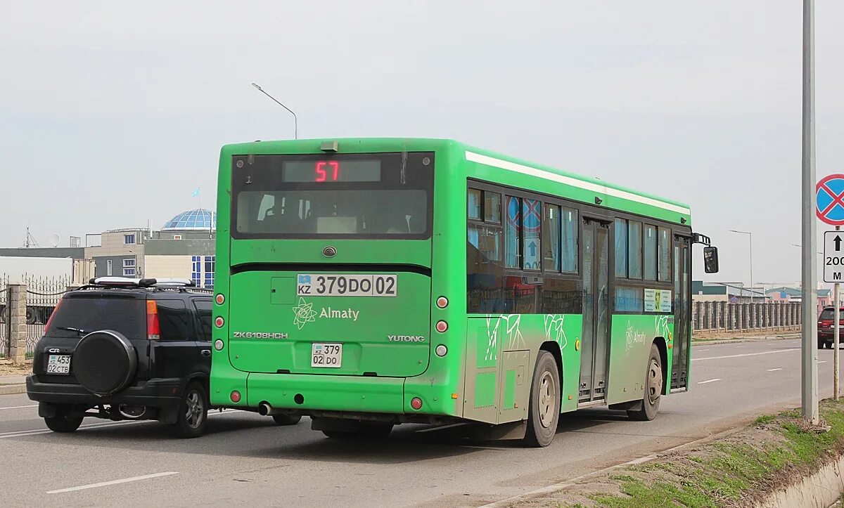 Zhong tong автобус. Спальный автобус алматы. Маршрутки алматы. Автобус 11. Новосибирск алматы автобус.