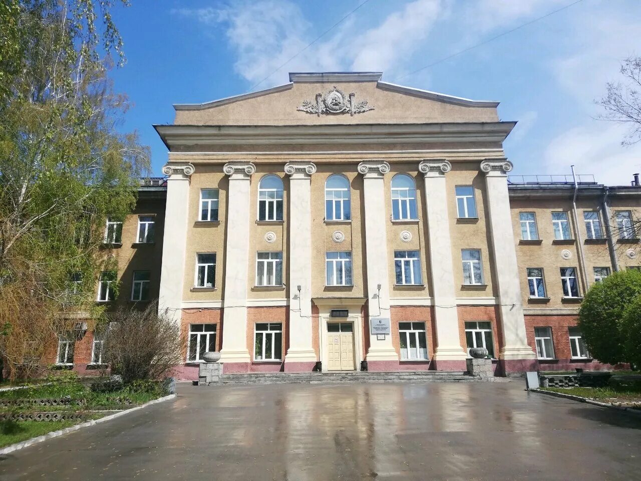 музей сгупс в новосибирске. университеты новосибирска адреса. железнодорожный институт в новосибирске. университеты новосибирска адреса. сибирский институт народного хозяйства.