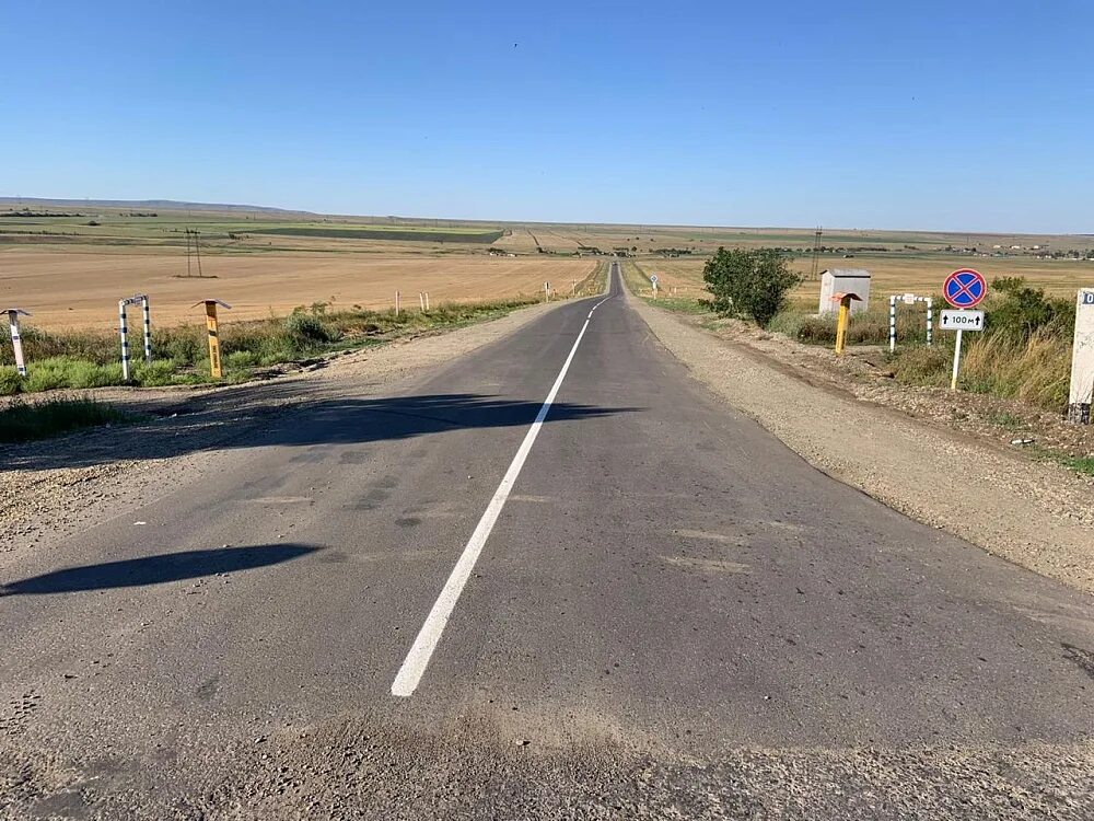 Село Дворцовское Ставропольский край. Ставропольский край Кочубеевский район село Кочубеевское. Дворцовское Ставропольский край Кочубеевский район. Подъездная дорога. Еленовка ставропольский край кочубеевский