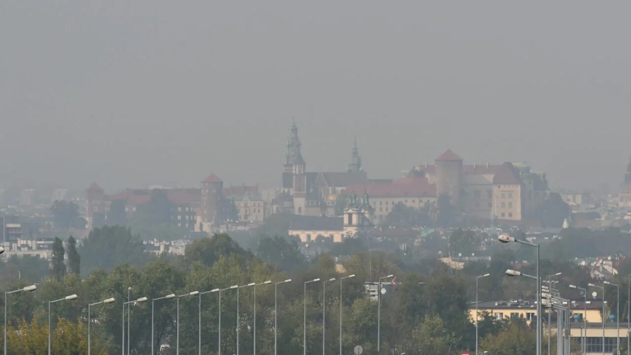 Польша смог. Смог в кракове. смог в польше. смог в кракове зимой. экологическая ситуация в польше.