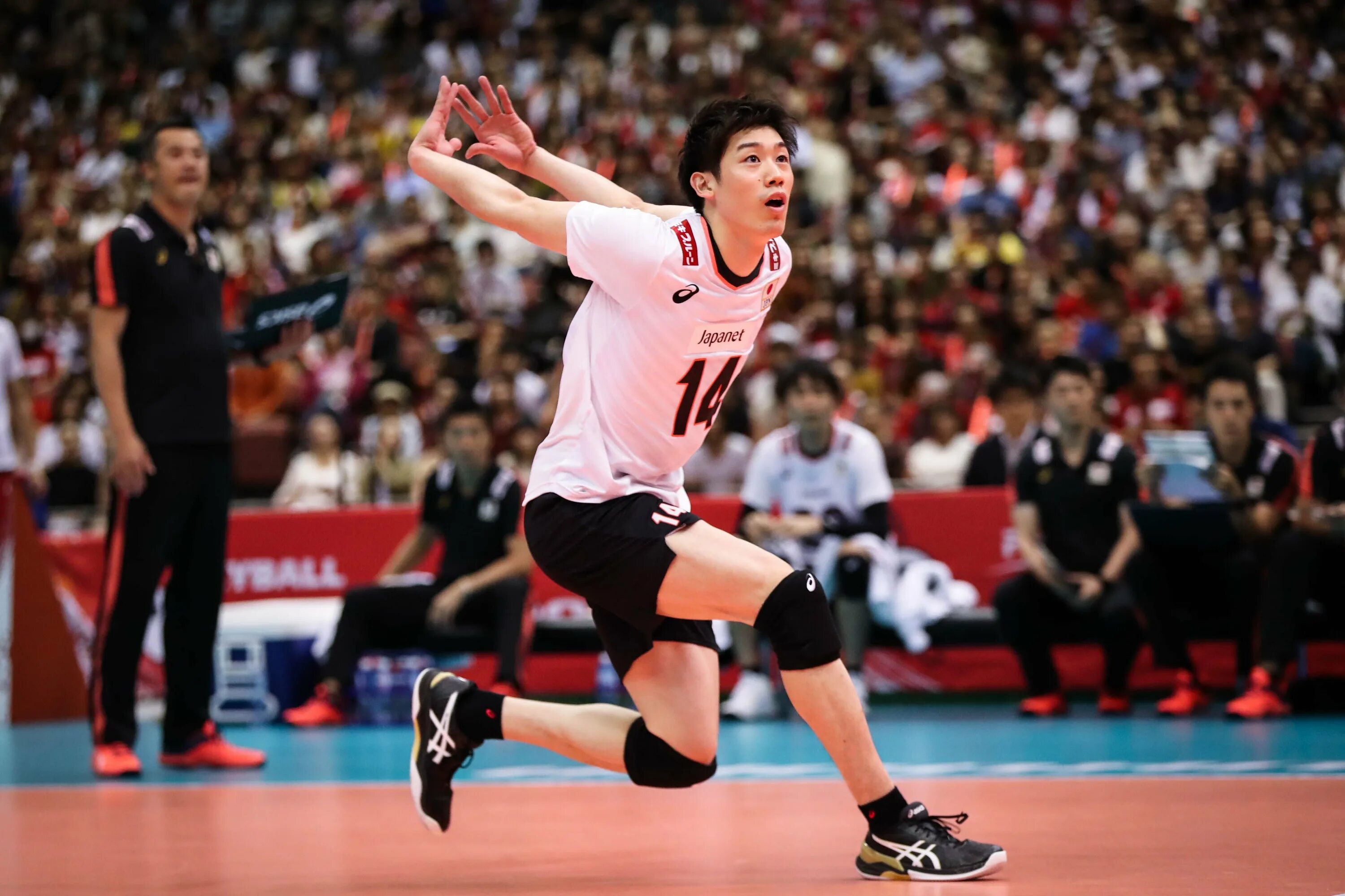 Высокий прыжок волейбол. Юки Исикава волейболист. Юджи Нишида волейбол. Юджи Нишида волейболист рост. Юки Ишикава рост волейболист.