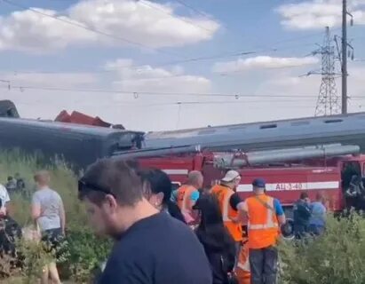 Казань адлер поезд сошел с рельсов пассажирский